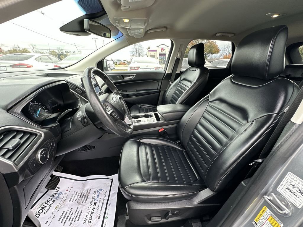 Used 2022 Ford Edge SEL image 11
