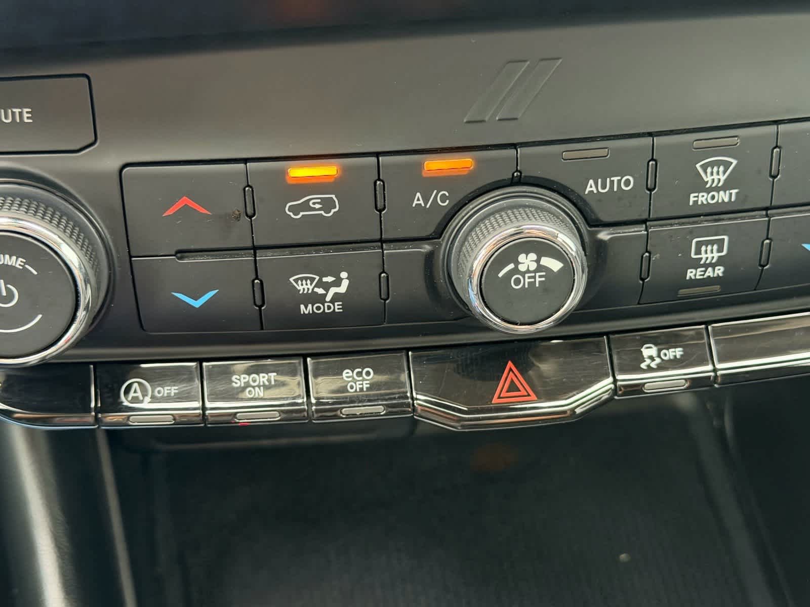 Used 2022 Dodge Durango SXT RWD image 21