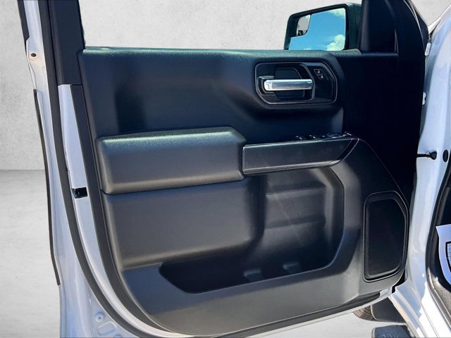 Used 2026 Chevrolet Silverado 1500 Custom RWD image 17