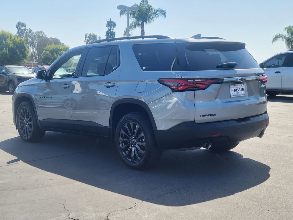 Used 2023 Chevrolet Traverse RS w/ LPO, Floor Liner Package FWD image 3