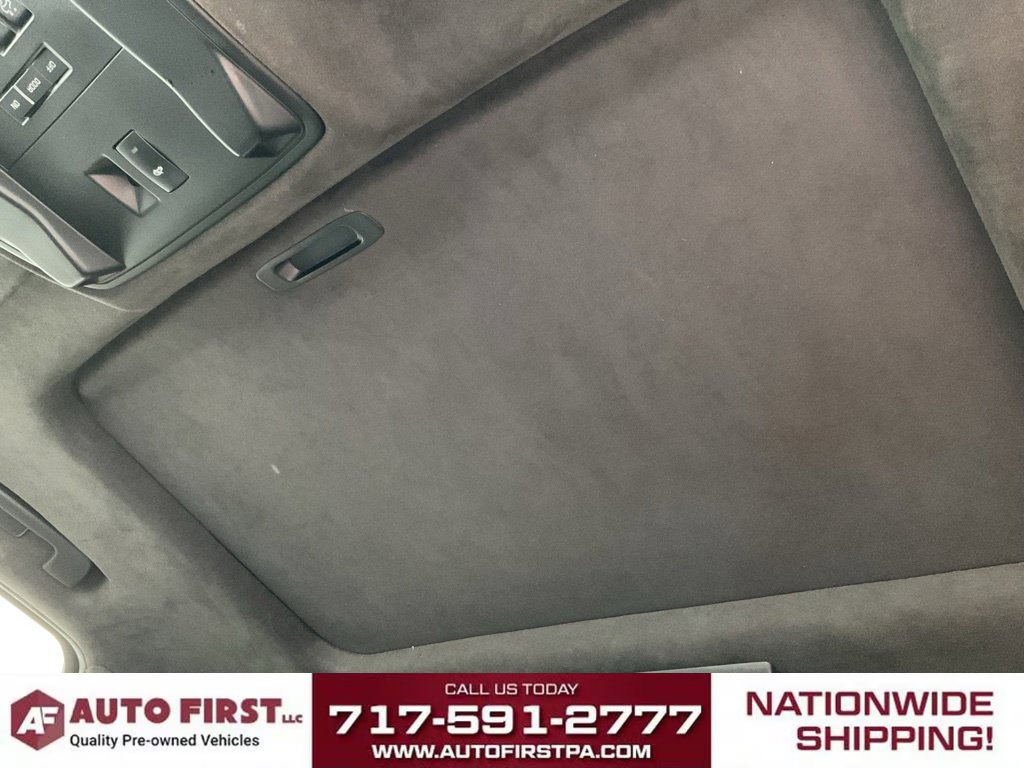 Used 2020 Cadillac Escalade ESV Platinum AWD/4WD image 34
