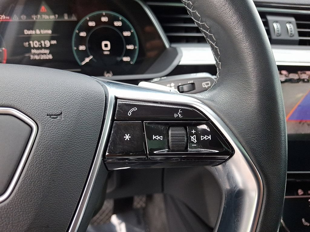 Used 2024 Audi Q8 e-tron Premium AWD/4WD image 24