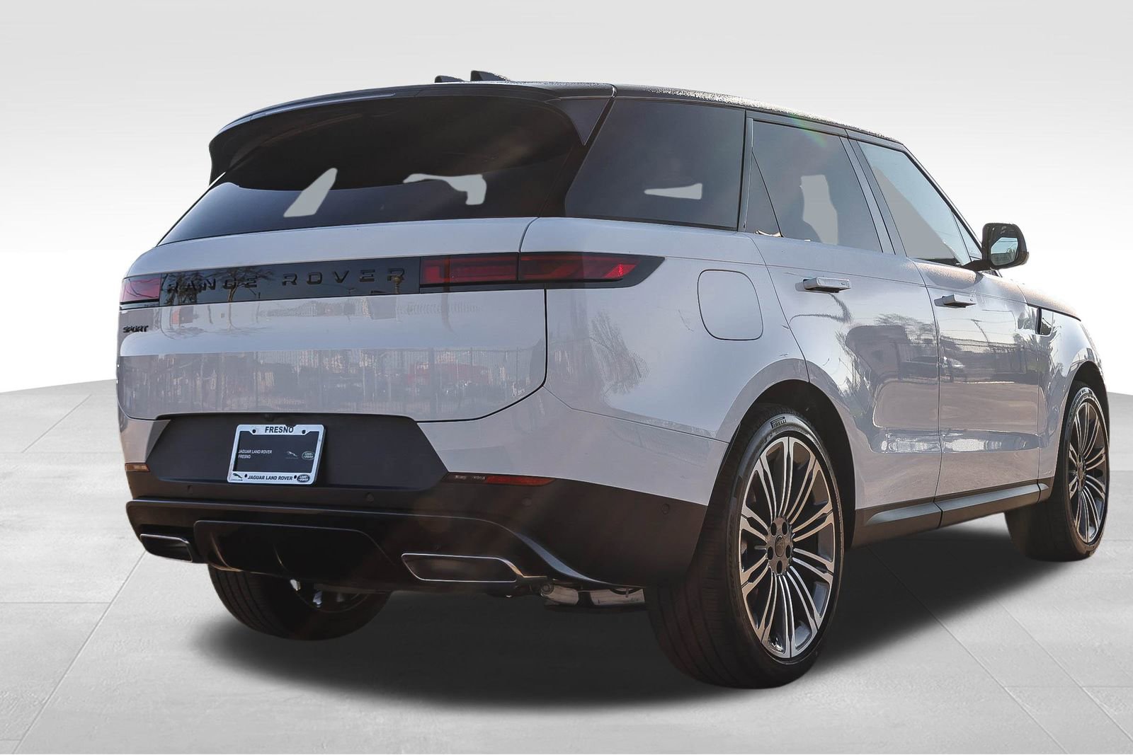 New 2026 Land Rover Range Rover Sport SE image 5