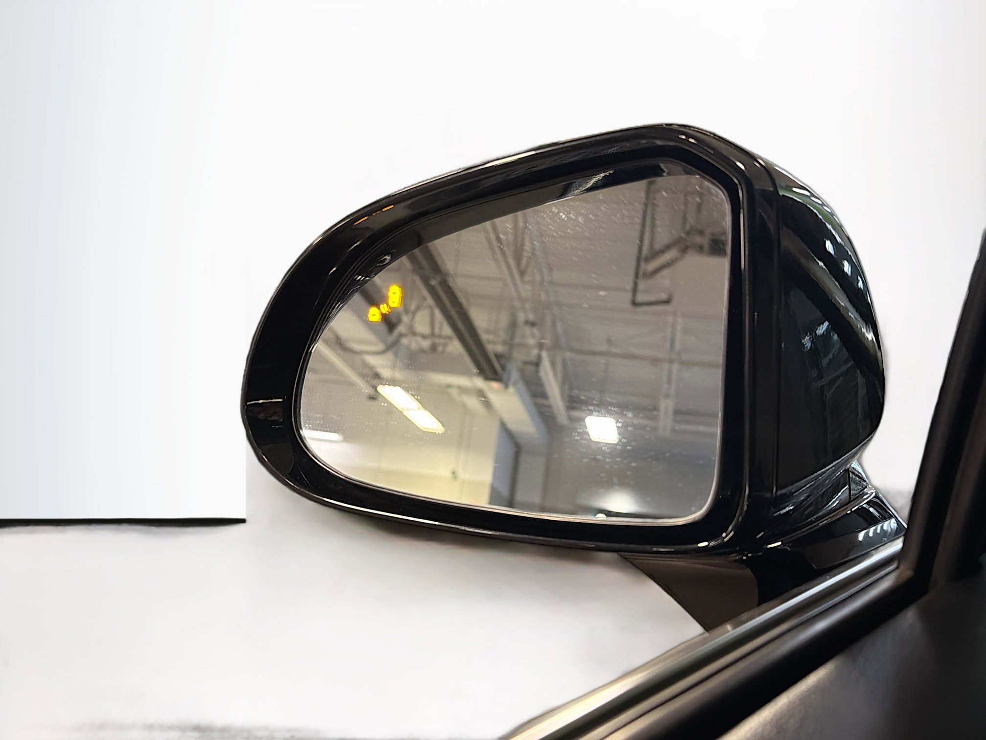 Used 2020 Hyundai Santa Fe SEL w/ Cargo Package image 16