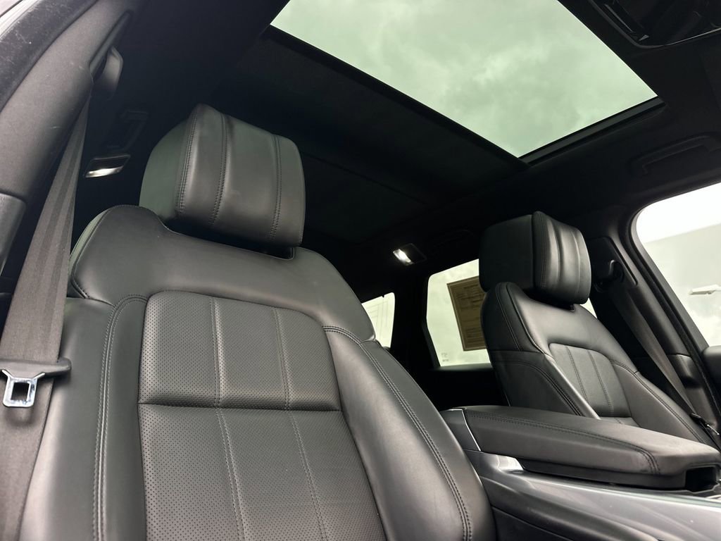 Used 2019 Land Rover Range Rover Sport Supercharged image 17