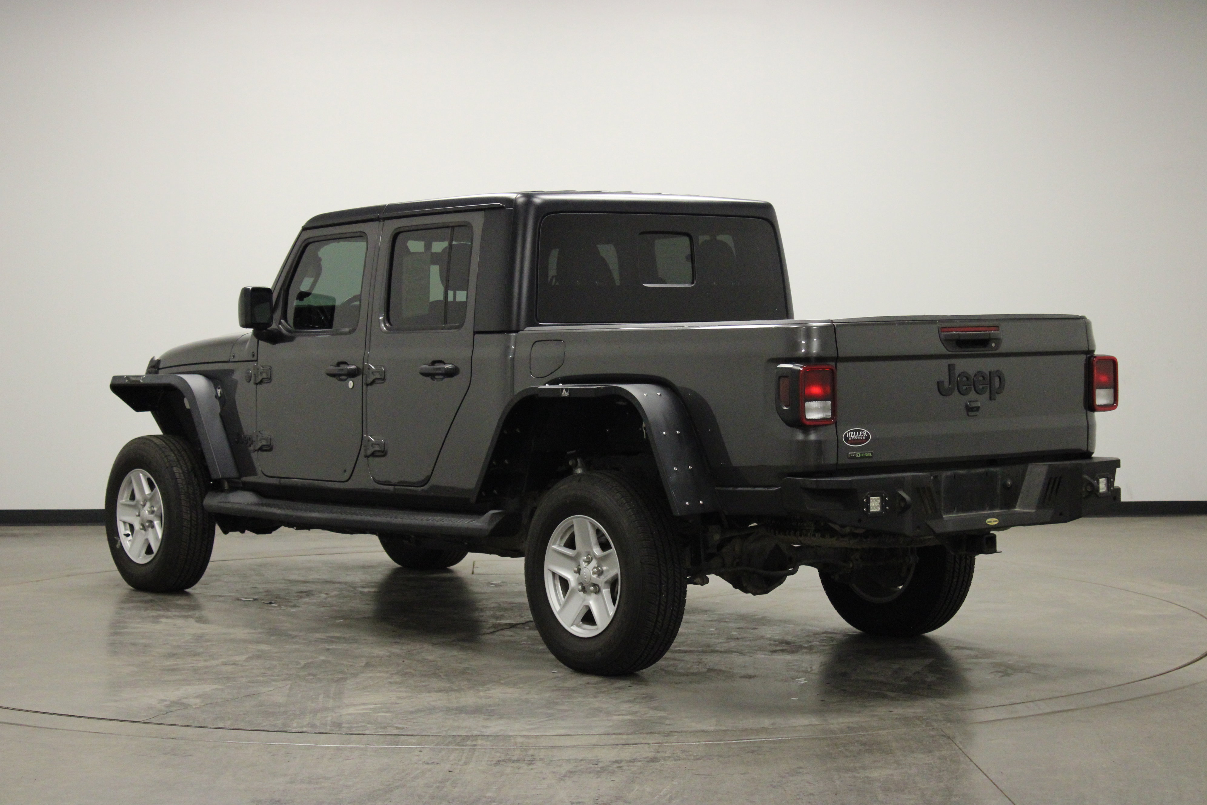 Used 2022 Jeep Gladiator Sport image 6