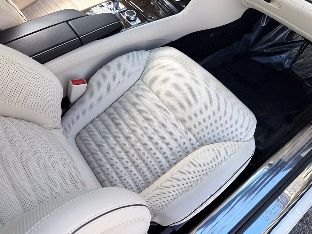Used 2015 Mercedes-Benz SL 550 image 18