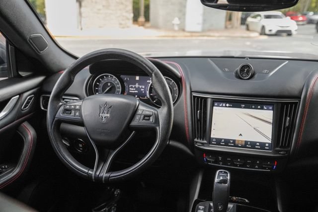 Used 2022 Maserati Levante GT AWD/4WD image 30