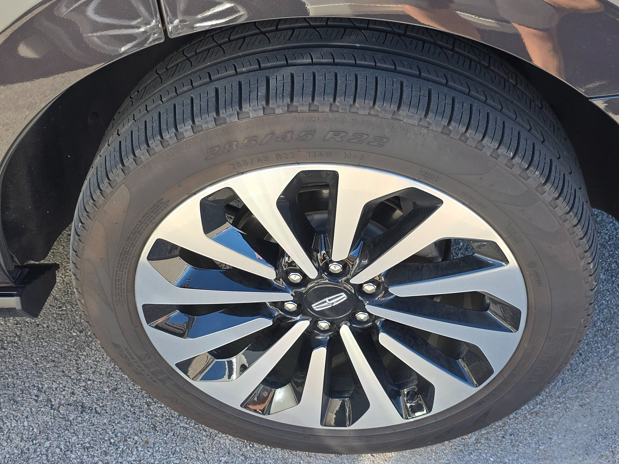 Used 2024 Lincoln Navigator Reserve AWD/4WD image 7