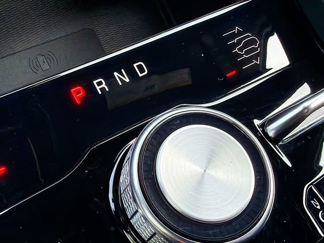 Used 2023 Jeep Grand Cherokee Overland w/ Luxury Tech Group IV AWD/4WD image 28