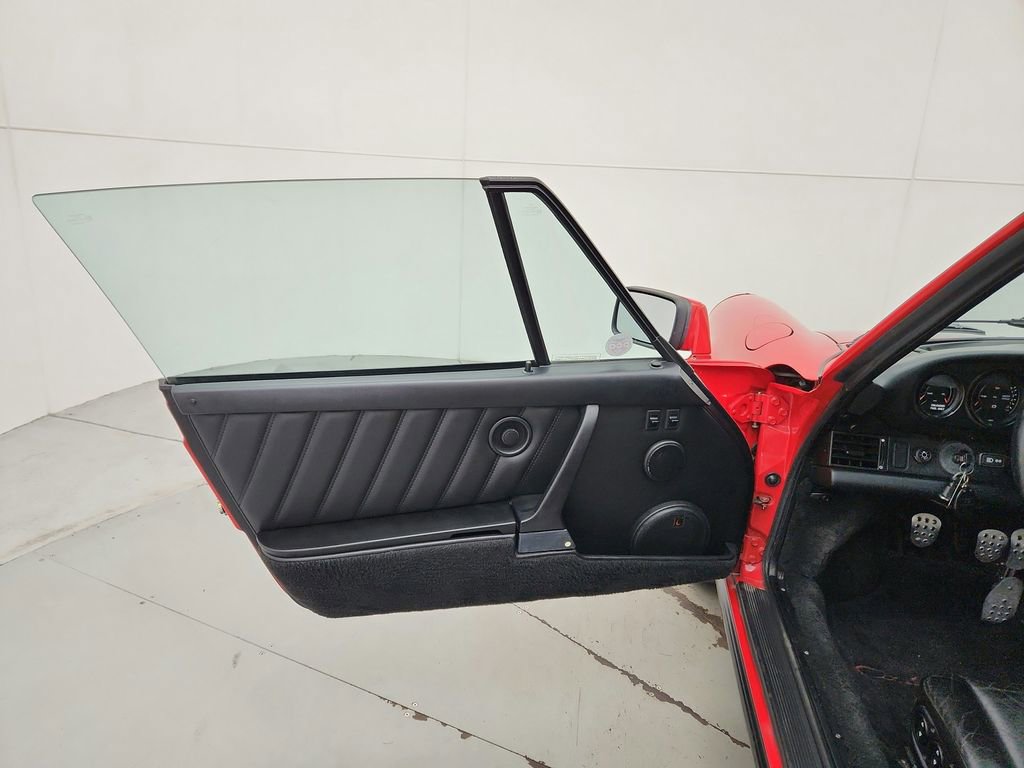 Used 1989 Porsche 911 Carrera image 7