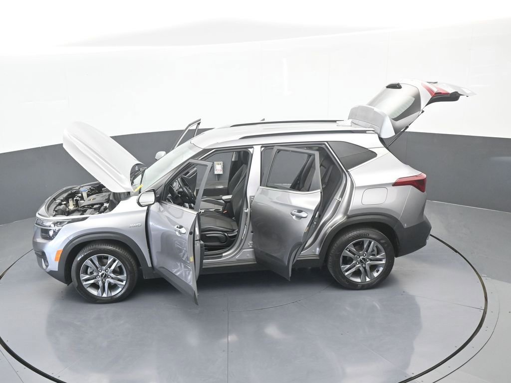 Used 2022 Kia Seltos S image 61