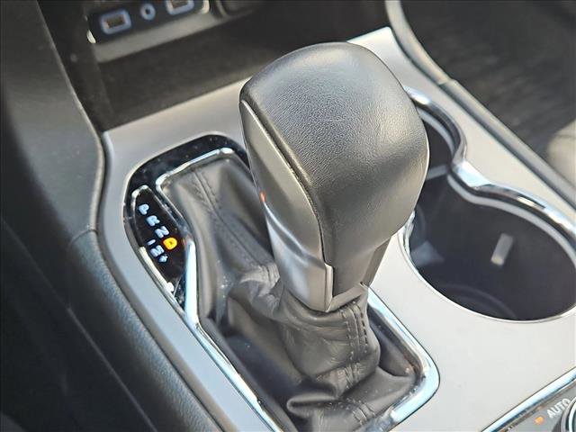 Used 2019 Jeep Grand Cherokee Limited w/ Luxury Group II image 12