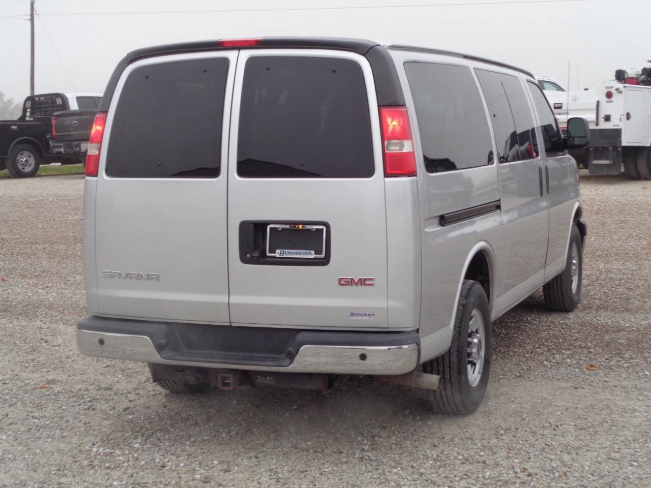 Used 2017 GMC Savana 3500 LT w/ LT Preferred Equipment Group image 6