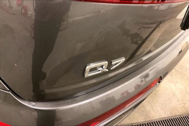 Used 2018 Audi Q7 3.0T Prestige w/ Prestige Package image 8