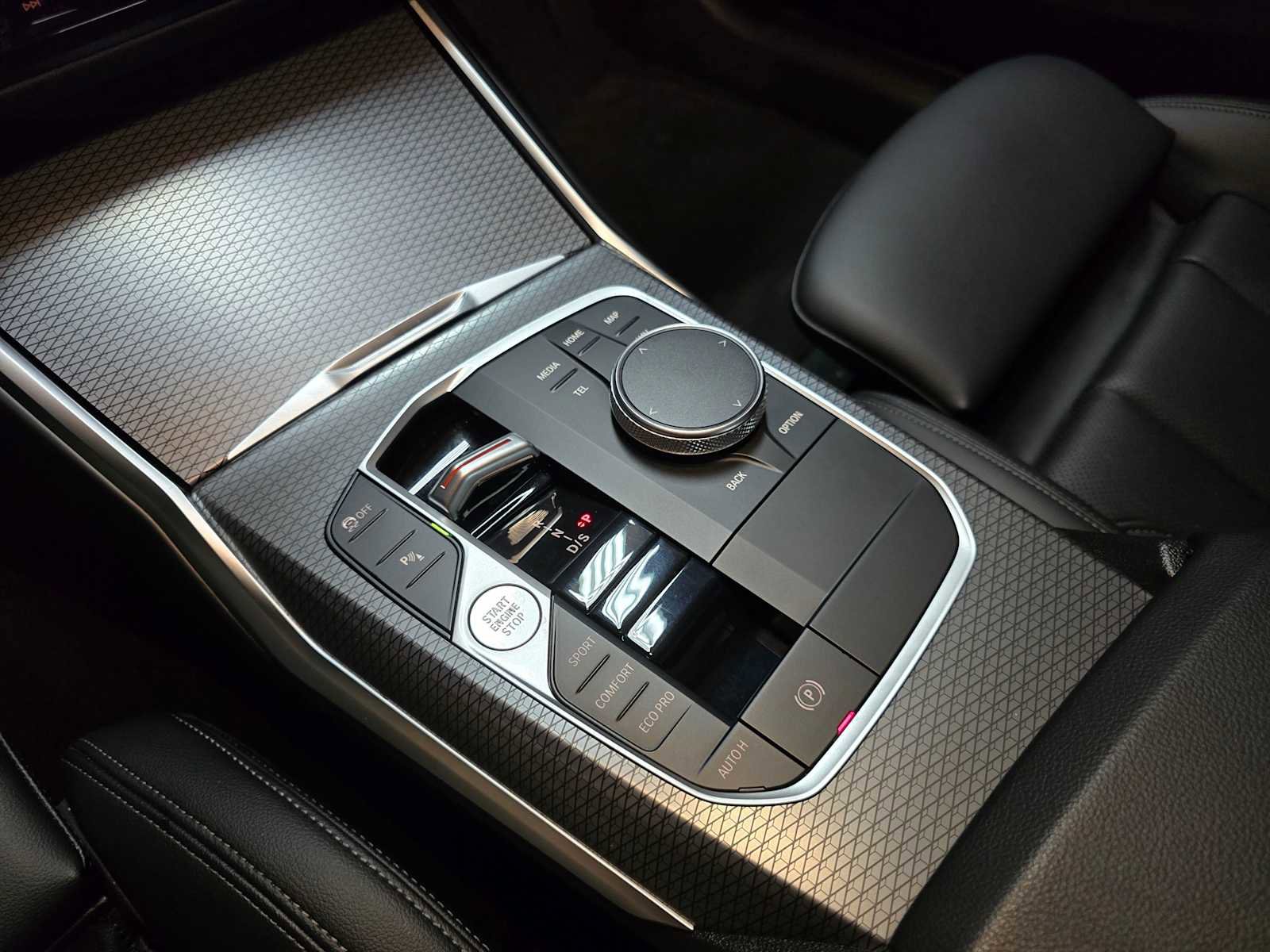 Used 2023 BMW M340i w/ Shadowloine Package image 38