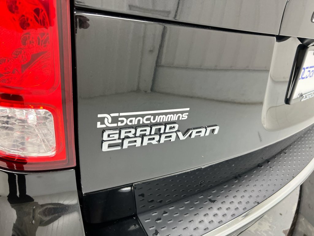 Used 2017 Dodge Grand Caravan GT FWD image 27