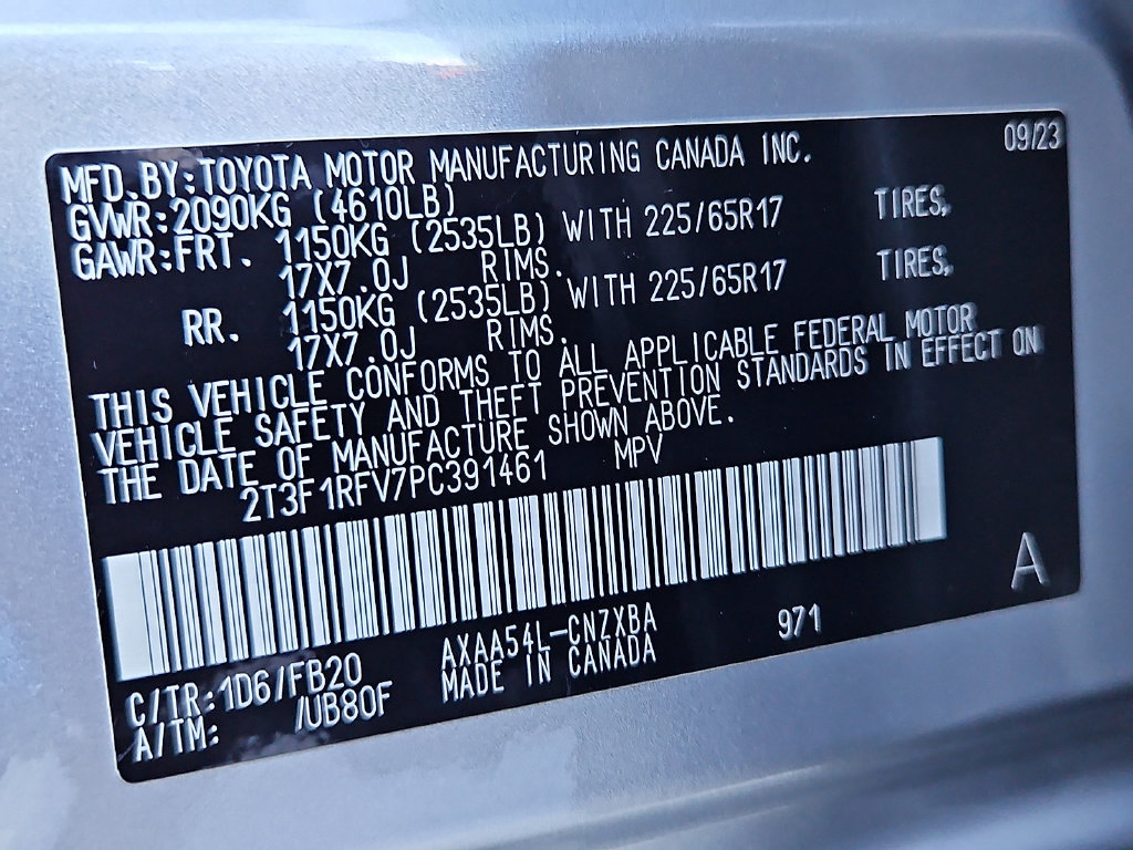 Certified 2023 Toyota RAV4 LE AWD/4WD image 28