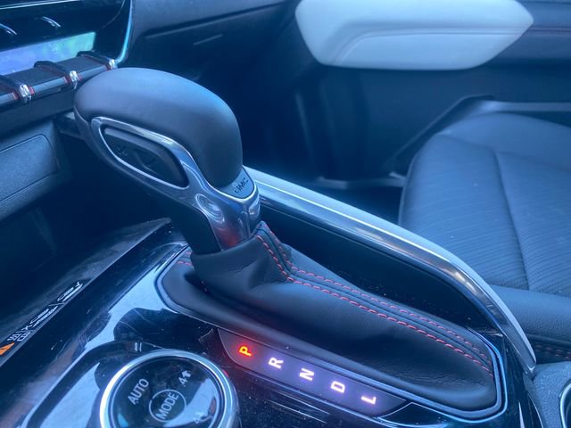 Used 2024 GMC Canyon AT4X image 29