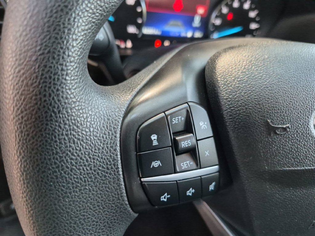 Used 2022 Ford Escape SE FWD image 19