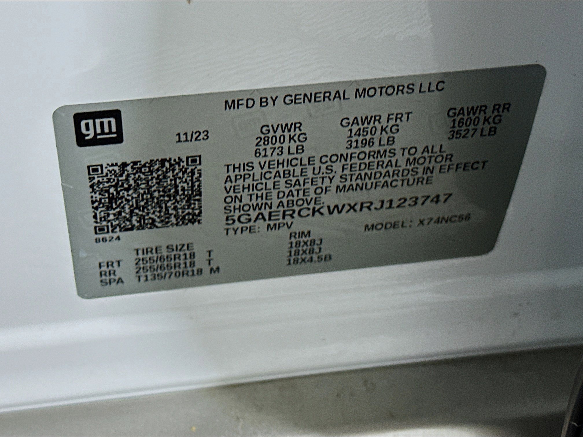 Used 2024 Buick Enclave Premium image 12