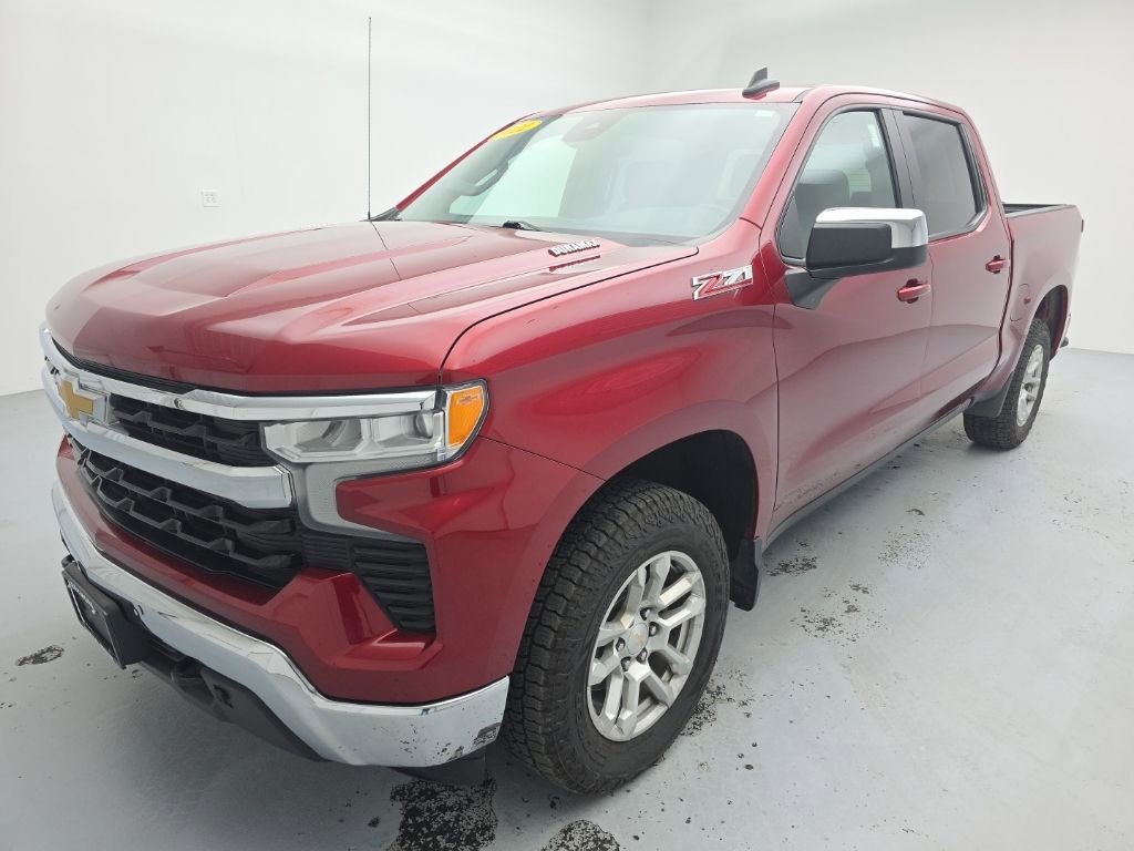 Certified 2022 Chevrolet Silverado 1500 LT w/ Z71 Off-Road Package AWD/4WD image 6