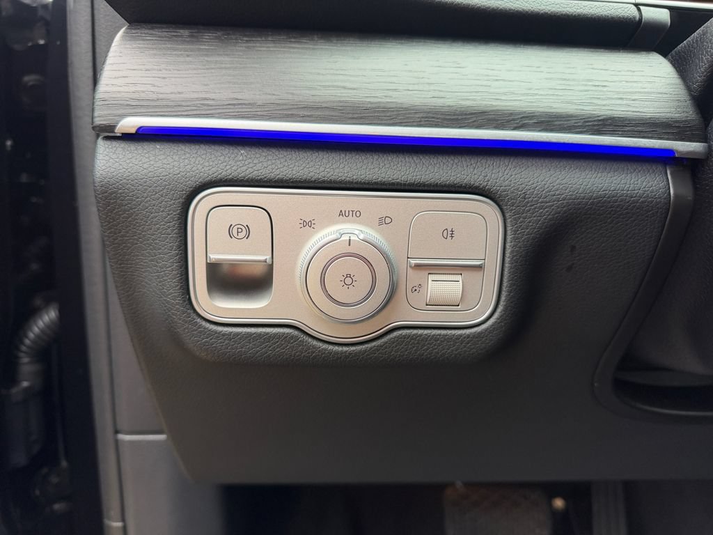Certified 2025 Mercedes-Benz GLE 350 4MATIC image 27