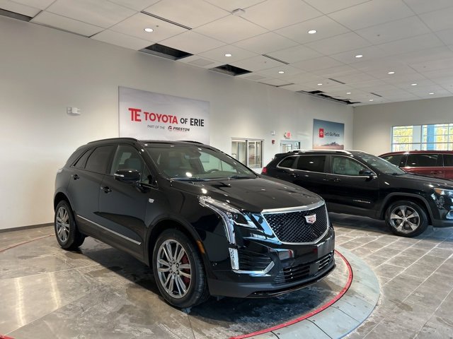 Used 2026 Cadillac XT5 Sportv w/ LPO, Floor Liner Package