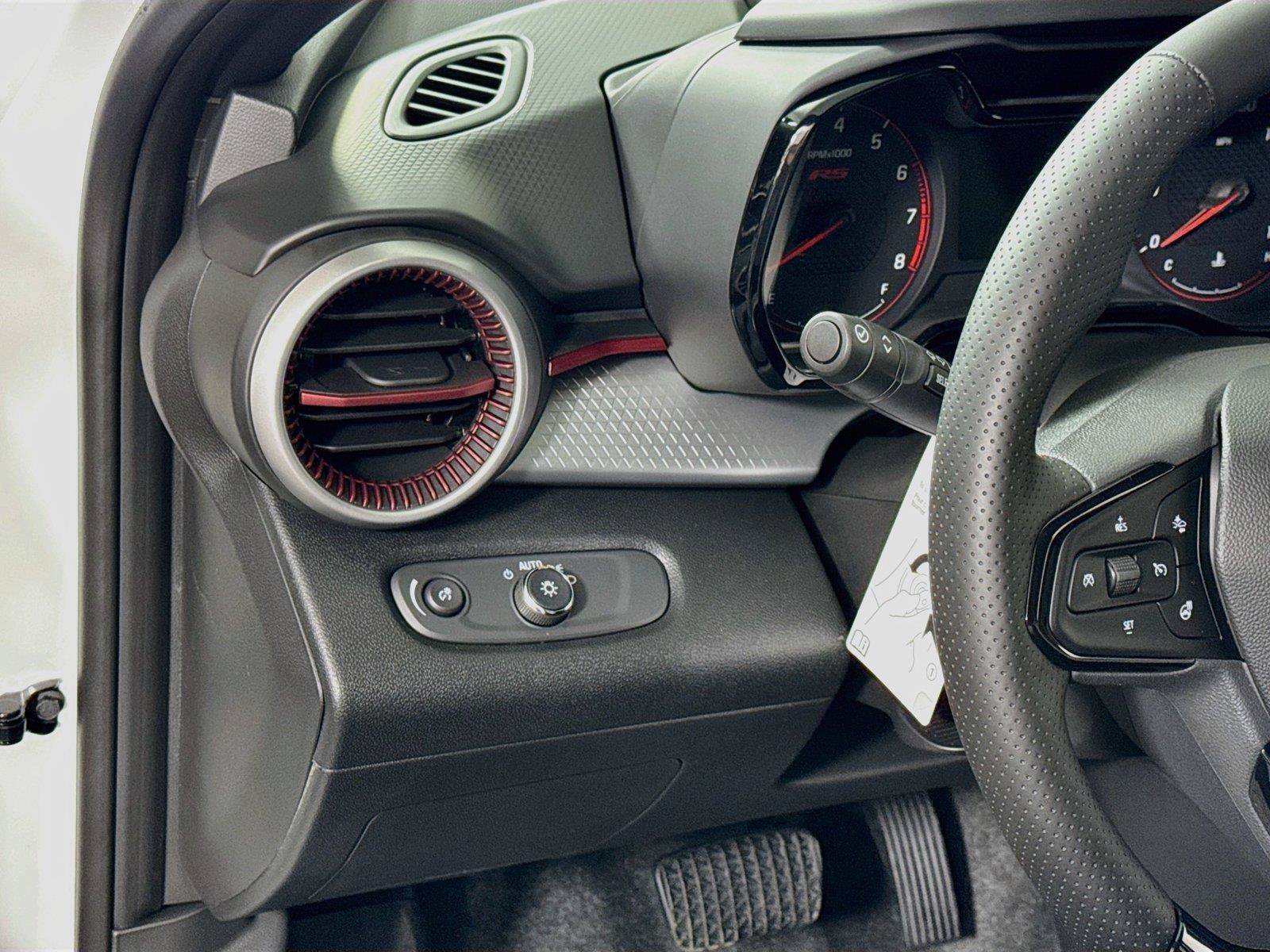 New 2026 Chevrolet Trax RS FWD image 4