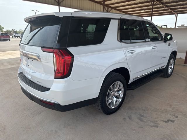 Used 2023 GMC Yukon SLT w/ SLT Premium Package image 8