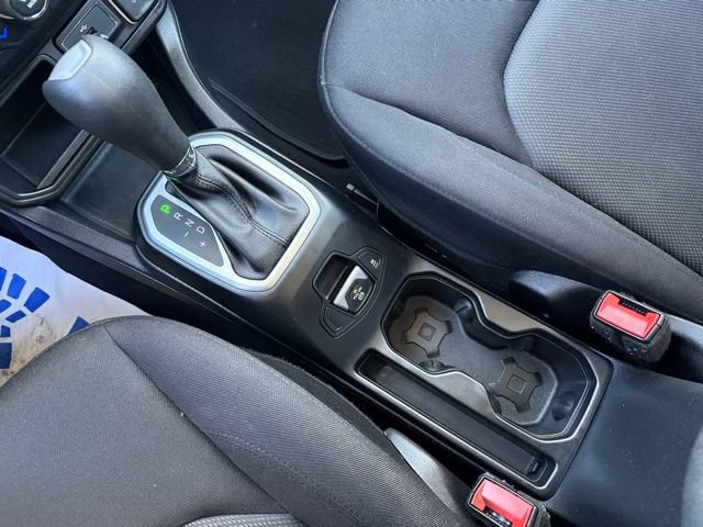 Used 2019 Jeep Renegade Sport w/ Sport Appearance Group image 32
