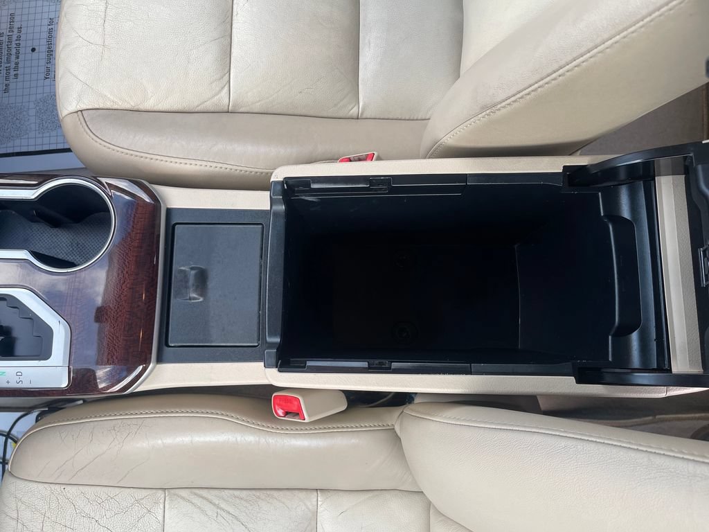 Used 2012 Toyota Camry XLE FWD image 32
