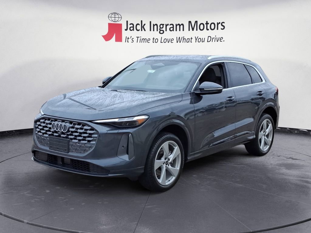 New 2025 Audi Q5 Premium Plus image 1