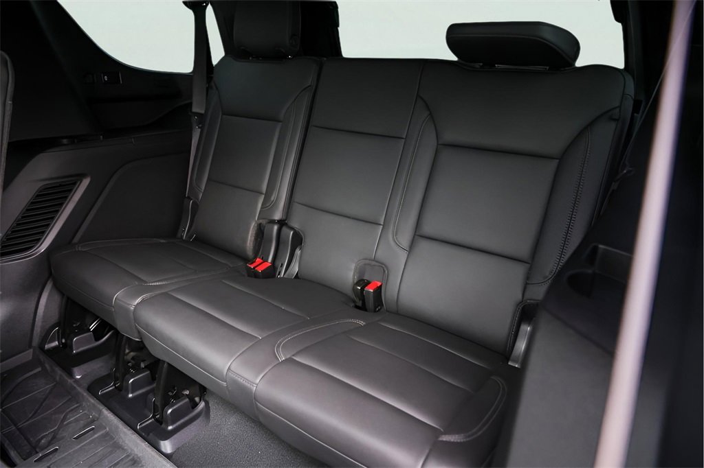 Used 2024 Chevrolet Tahoe Z71 w/ Off-Road Capability Package image 30