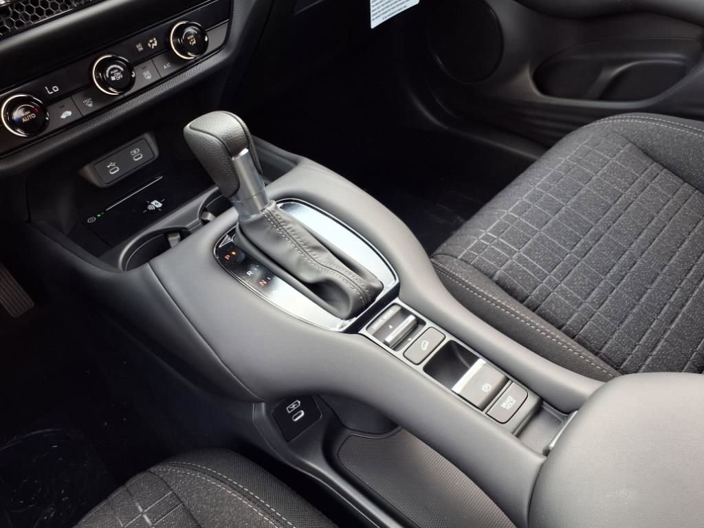 New 2026 Honda HR-V LX image 18