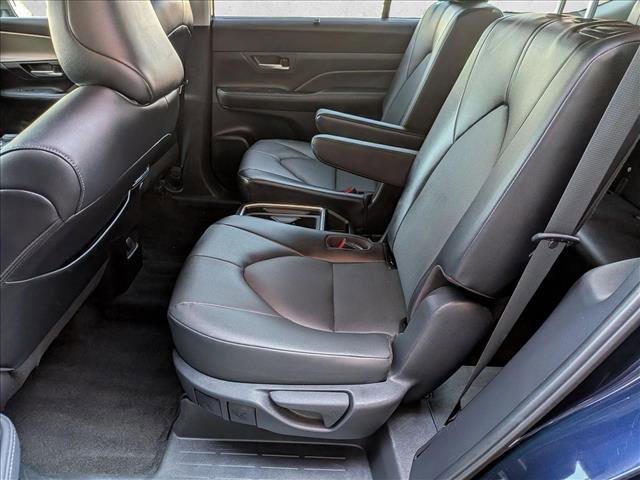 Used 2025 Toyota Grand Highlander FWD image 17