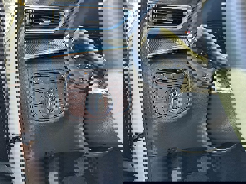 Used 2024 INFINITI QX50 Sport image 18