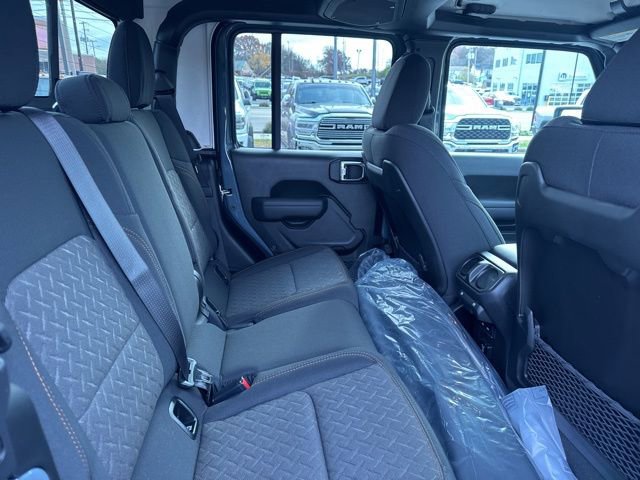 New 2026 Jeep Gladiator Mojave image 10