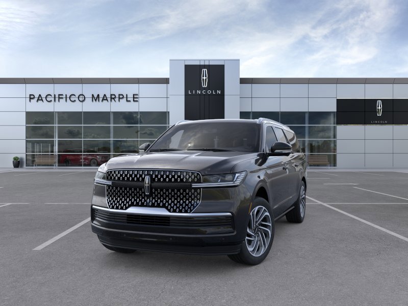 New 2026 Lincoln Navigator L Reserve AWD/4WD image 2
