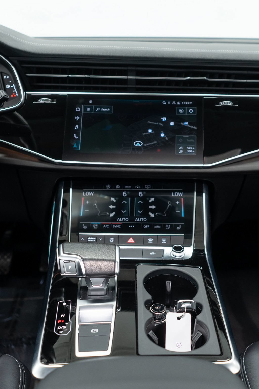 Used 2023 Audi Q8 Premium Plus AWD/4WD image 26