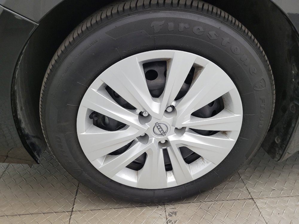 Used 2025 Nissan Sentra S FWD image 31