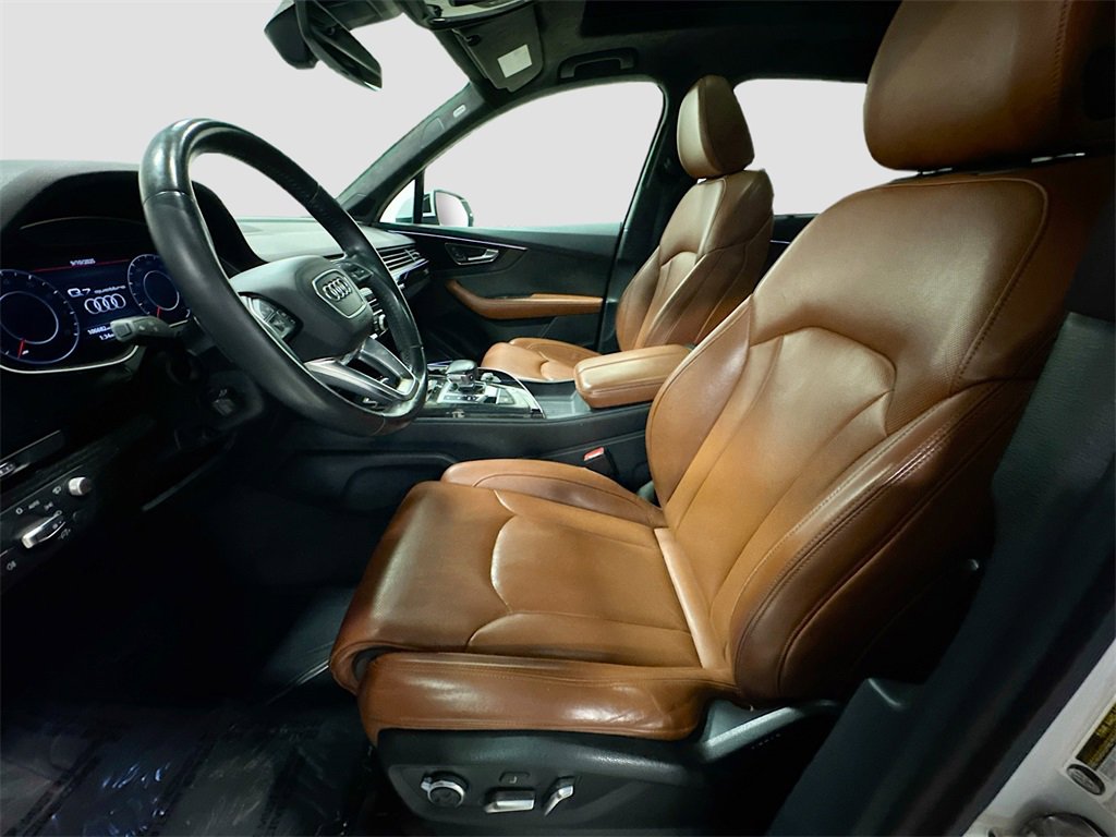 Used 2018 Audi Q7 3.0T Prestige image 25
