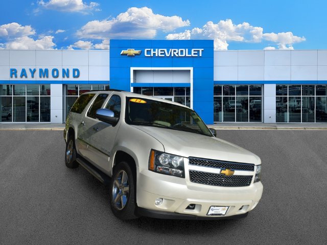 Certified 2014 Chevrolet Suburban LTZ AWD/4WD image 9