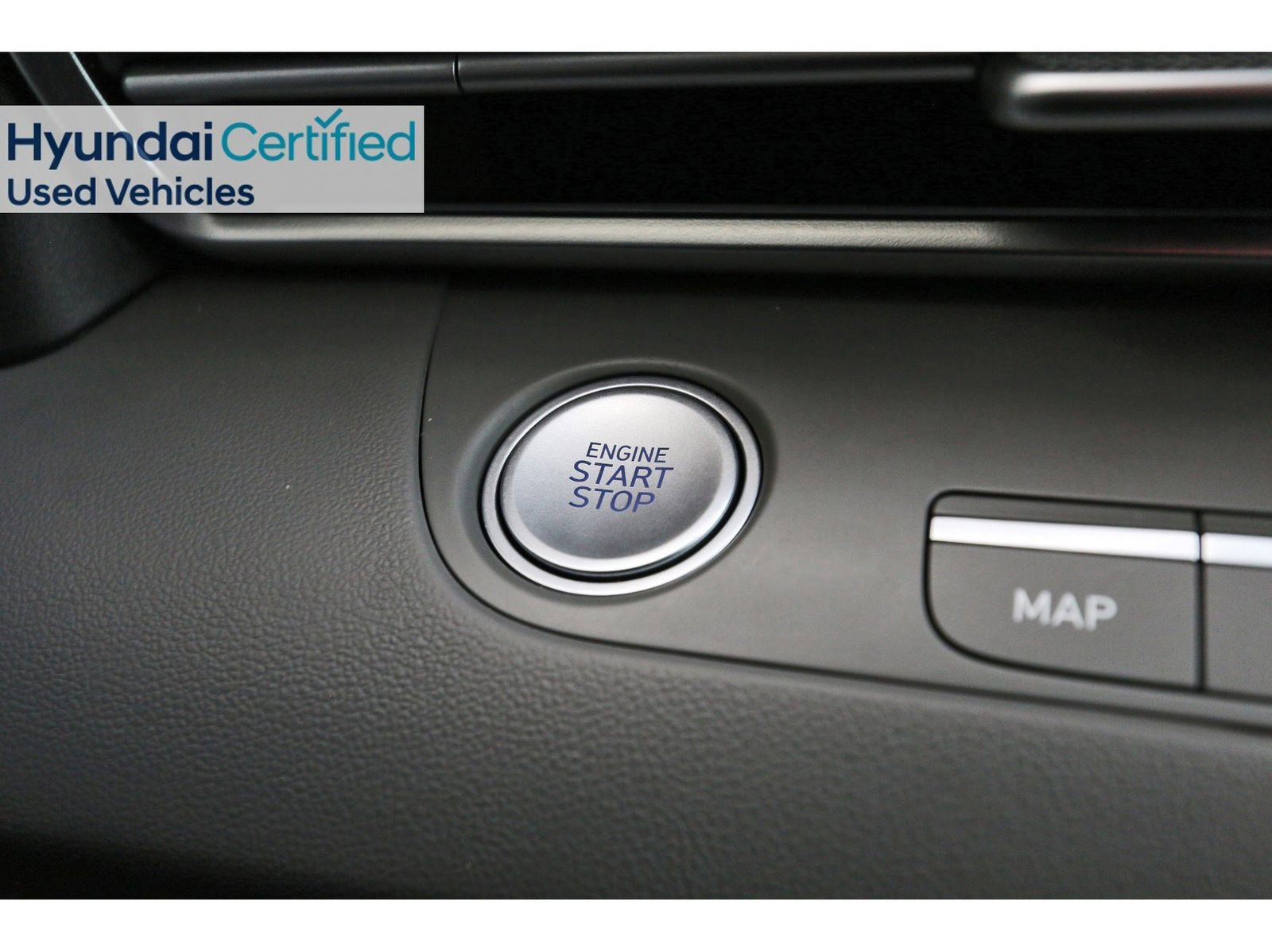 Certified 2025 Hyundai Elantra SEL image 30