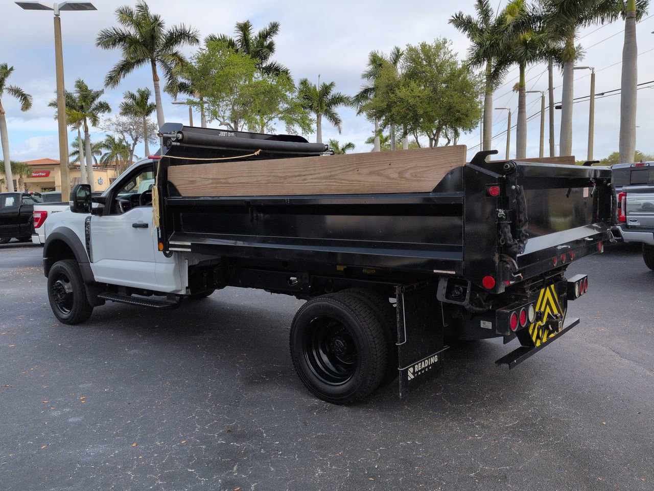 Used 2023 Ford F550 4x4 Regular Cab Super Duty image 6