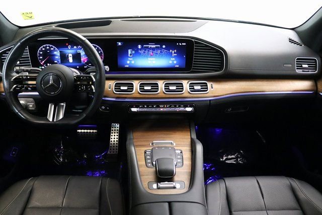 Used 2024 Mercedes-Benz GLS 580 4MATIC image 28
