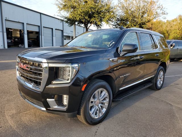 Used 2021 GMC Yukon SLT image 2