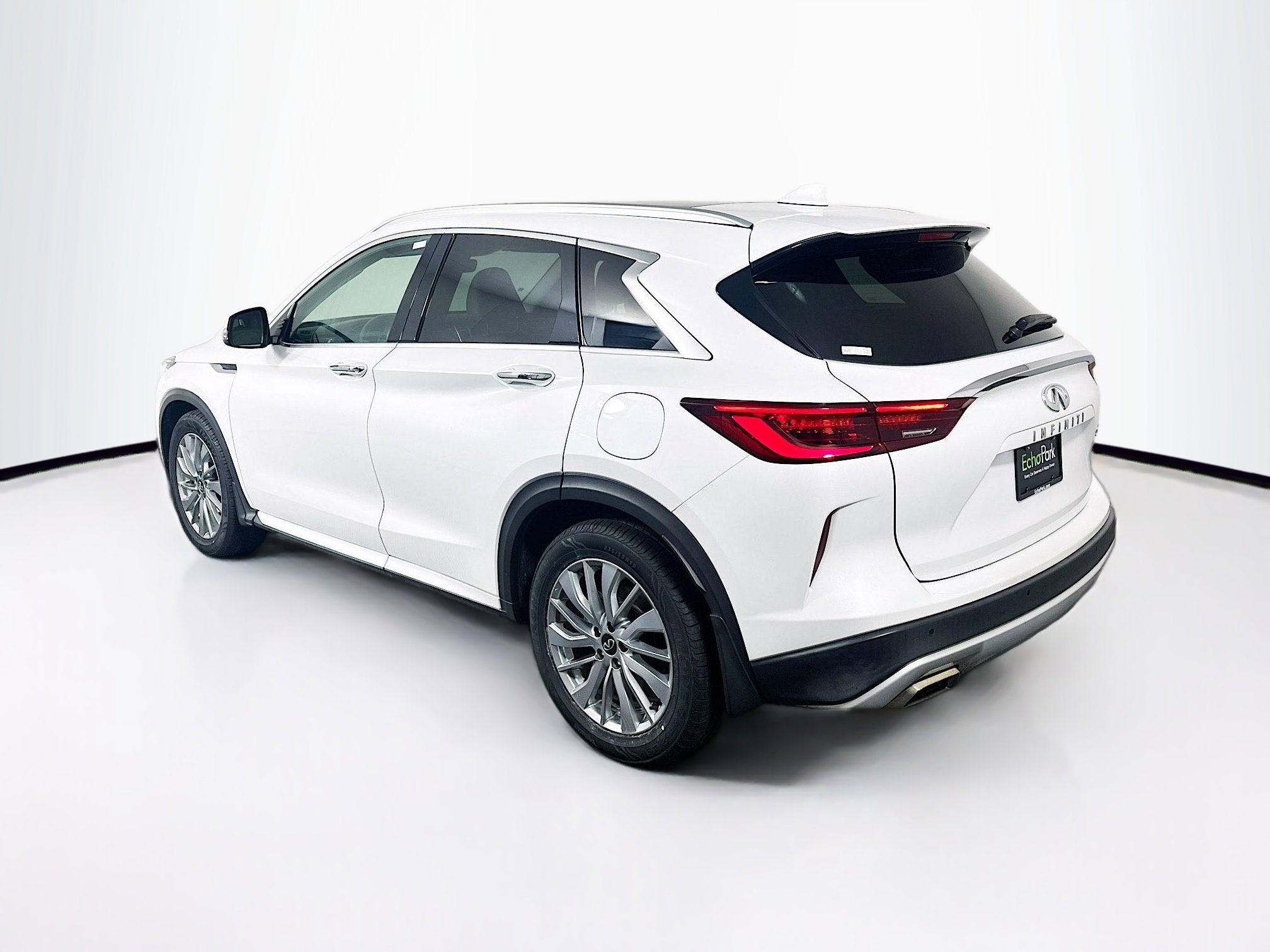 Used 2023 INFINITI QX50 Luxe image 5