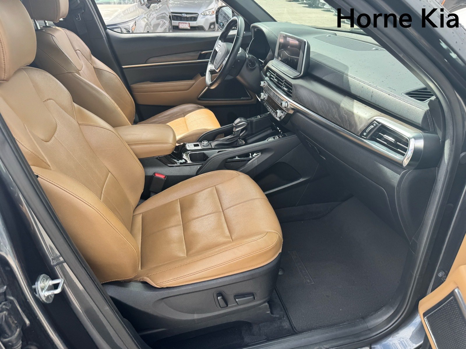 Certified 2022 Kia Telluride SX w/ Towing Package FWD image 26