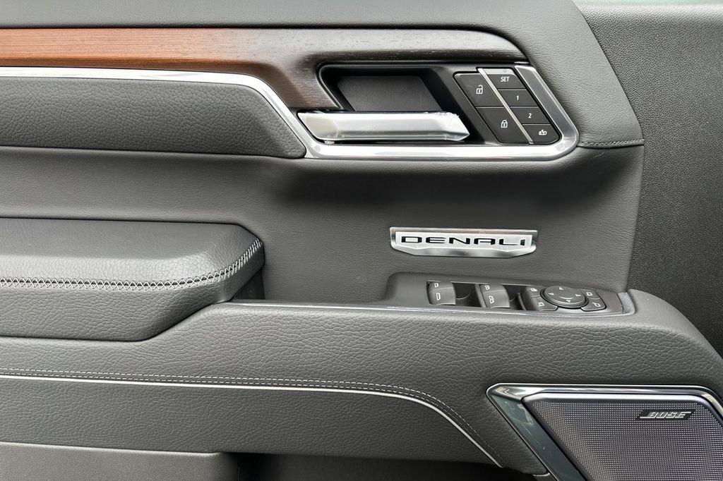 New 2026 GMC Sierra 1500 Denali w/ Technology Package image 9